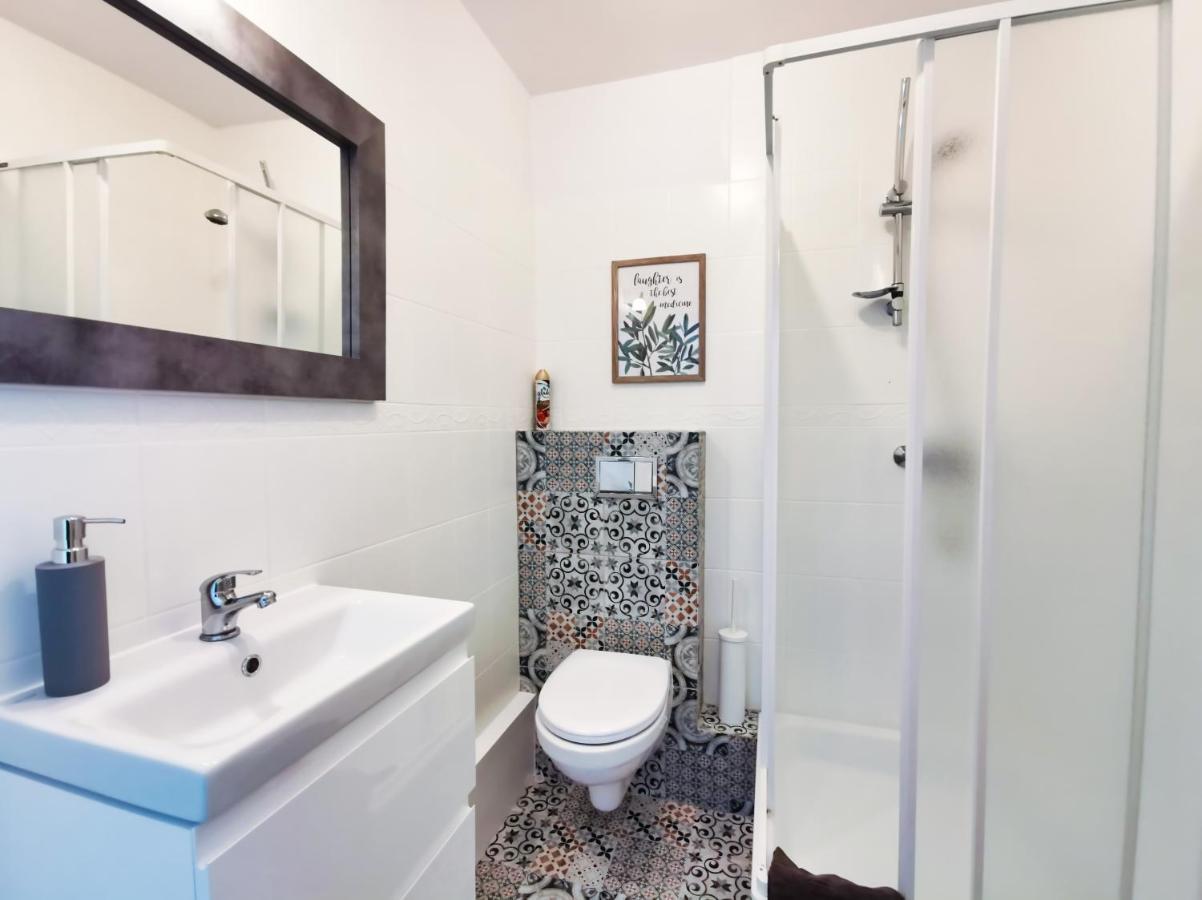 Apartment Dobranocka Swietojanska Gdynia